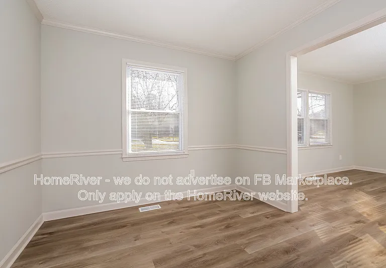 703 Woodlake Dr — Photo 5