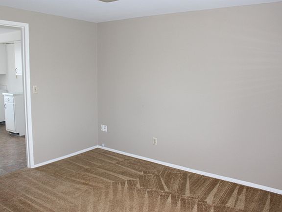 5th image of 6128 Corsica Dr