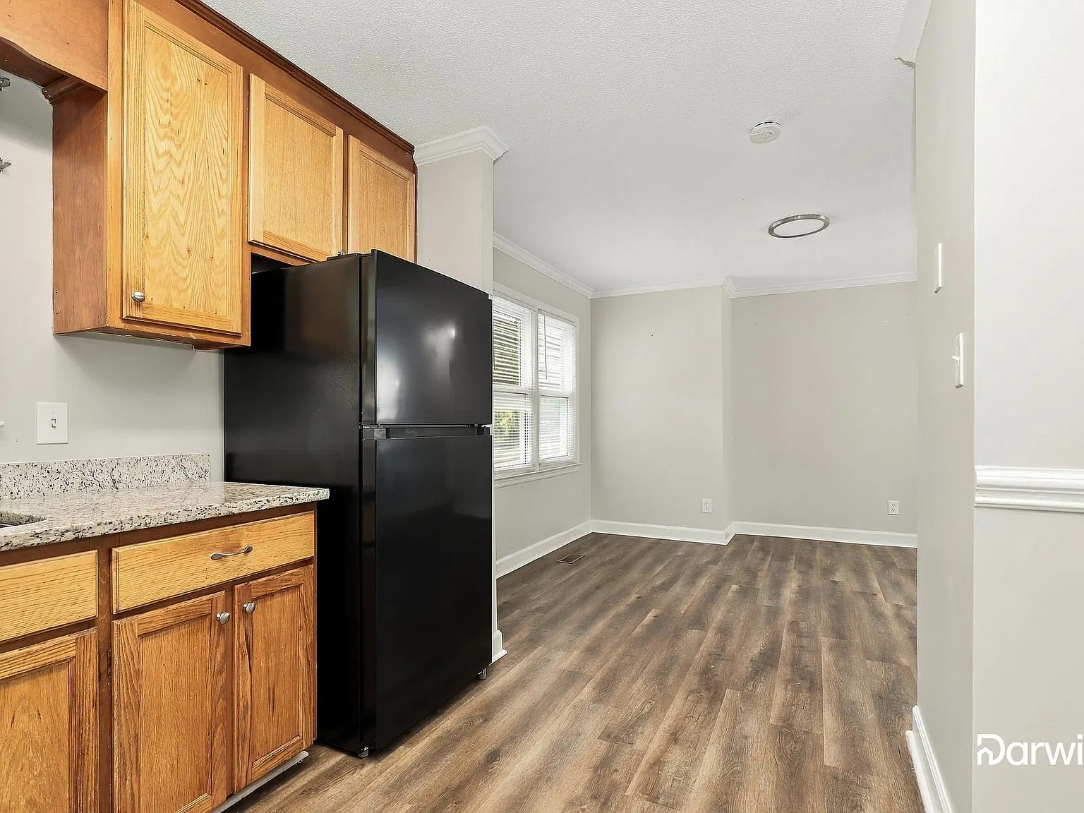 3 bed, 2.5 bath, 1572 sqft, $1,735 — Photo 3