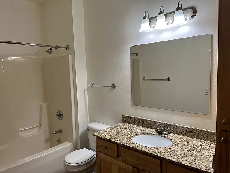 1785 S Fish Hatchery Rd #1 — Photo 10