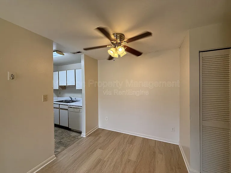 76 Red Maple Ct #100 — Photo 5