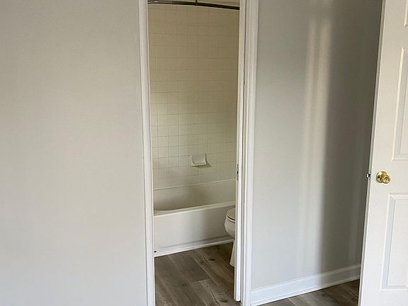 4th image of 3278 Atwater Ave