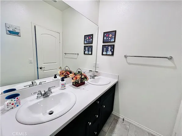 3245 E Yellowstone Dr, Ontario, CA 91762