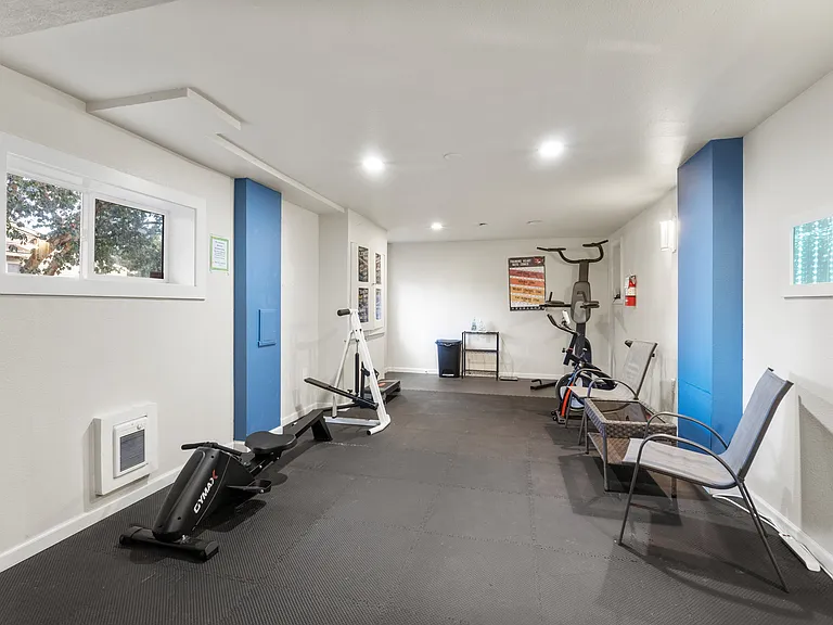 Lakeridge Apartments — Photo 18