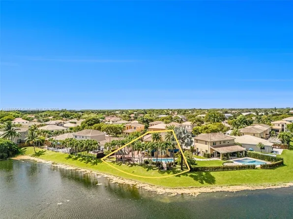 21059 SW 90th Pl, Cutler Bay, FL 33189