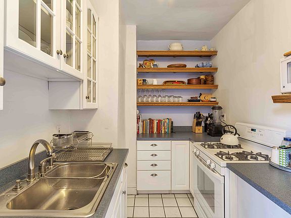 5th image of 8310 35th Avenue ##5a