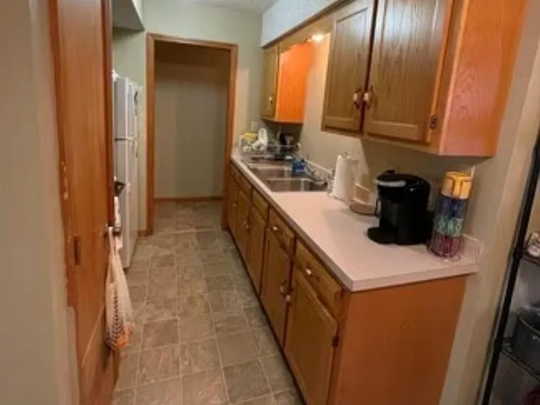 207 W Cleveland St #A — Photo 3