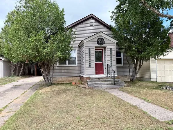 1508 W A St, Iron Mountain, MI 49801