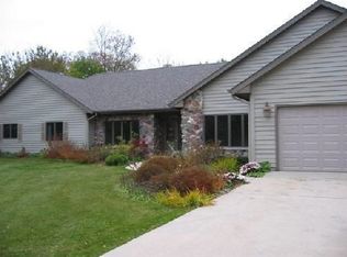 16210 Harmony Rd, Huntley, IL 60142