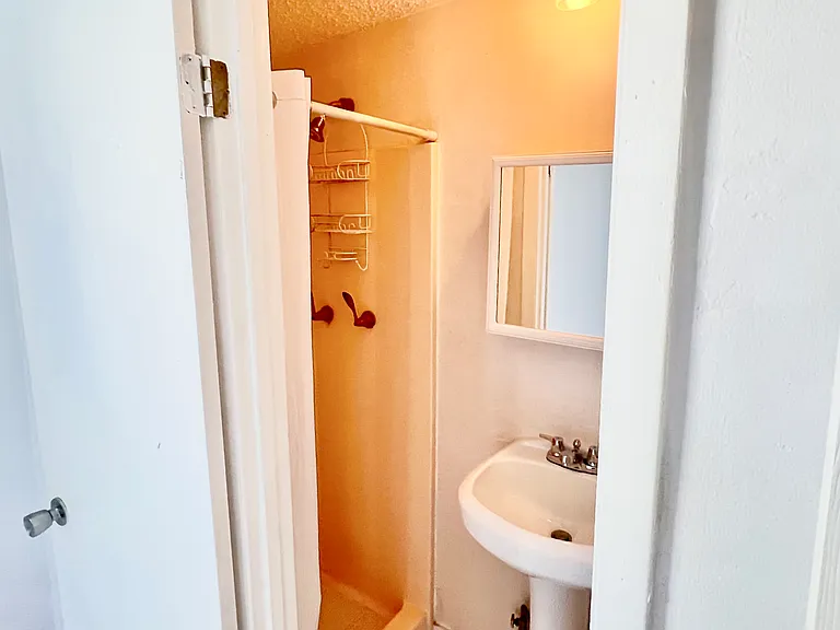 314 3rd Ave SW #2 — Photo 6