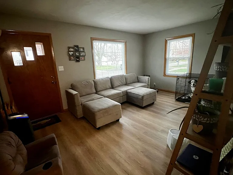 825 Jefferson St — Photo 5