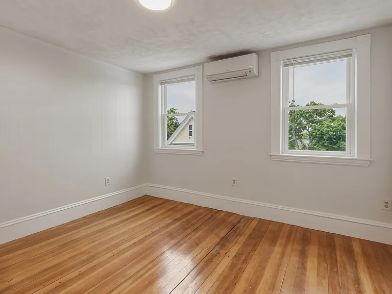 14 Magnolia Sq #3 — Photo 10