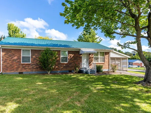 1901 Lovers Ln, Paris, KY 40361