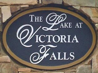 1205 Waterfall Ln NW, Acworth, GA 30101