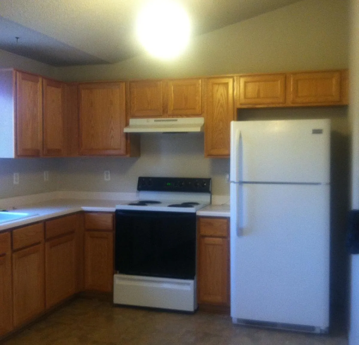 3 bed, 1500 sqft, $2,550 — Photo 2