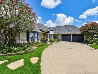 807 Trochta St, El Campo, TX, 77437