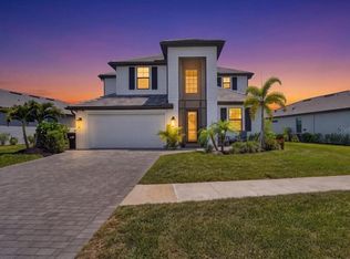 10865 Sun Drop St, Venice, FL 34293