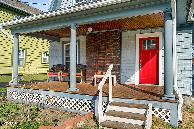 4th image of 814 Rankin Avenue