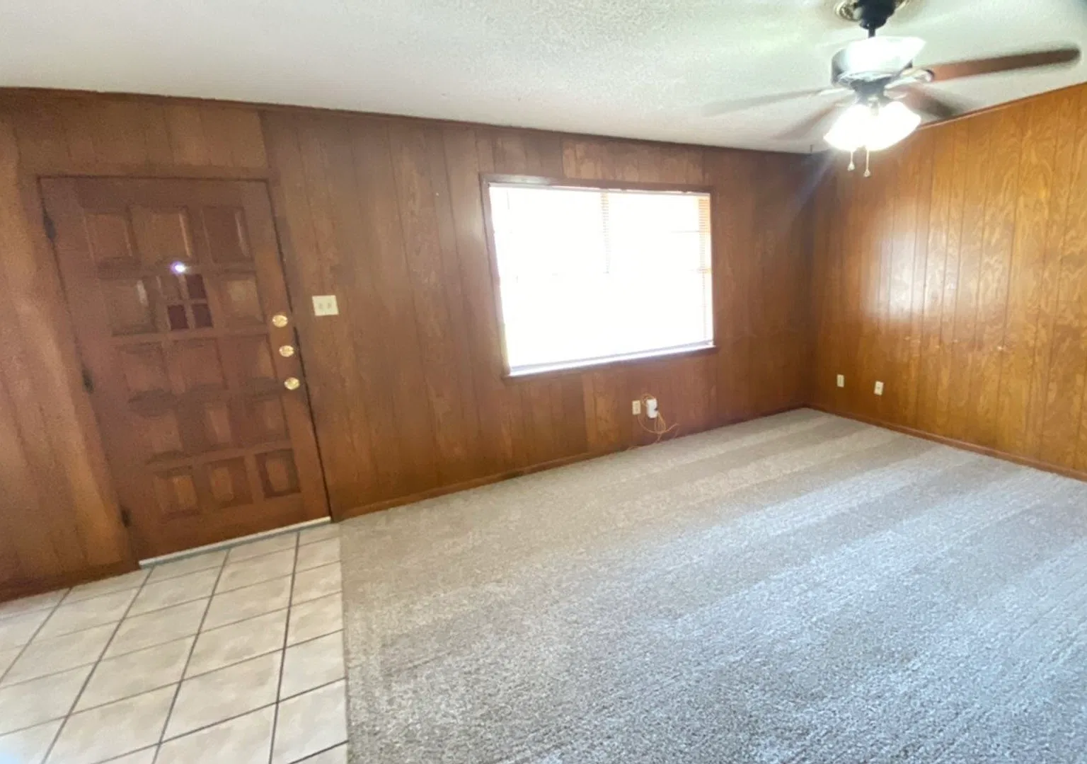 2 bed, 1026 sqft, $995 — Photo 2