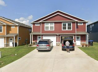 3017 NW Magnolia Ave, Topeka, KS 66617