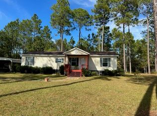 60 N Magnolia Ct, Freeport, FL 32439