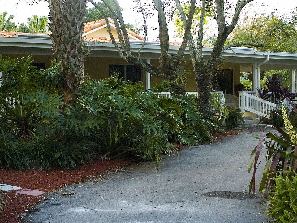 2nd image of 14000 SW 240th St