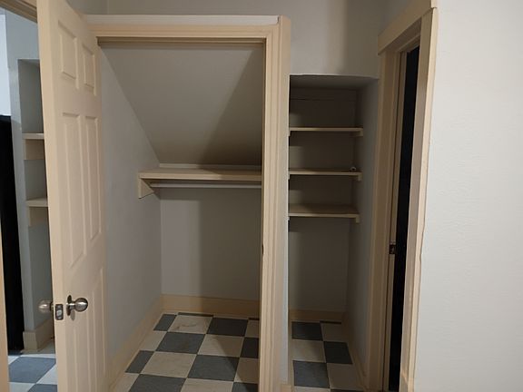 5th image of 1210 Kayton Ave #3