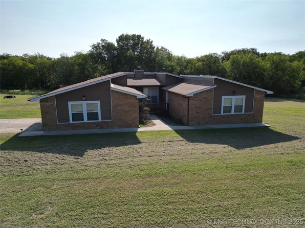 816 Boulder Dr, Ardmore, OK 73401