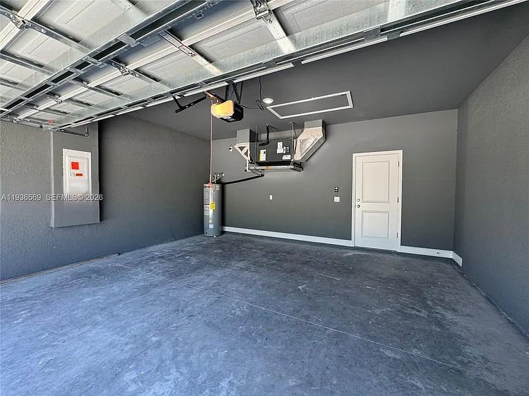 6018 Acorn Cir — Photo 14
