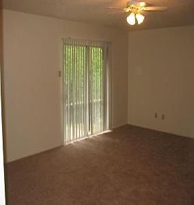2nd image of 4909 Bonnell Ave