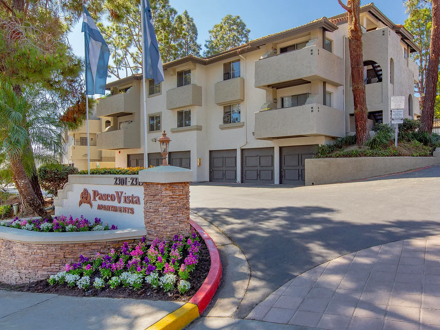 Elan Paseo Vista — Photo 2
