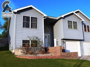 313 Lockett Ln, Saint George, KS 66535