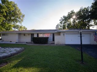 23 Cedar Dr, Fairview Heights, IL 62208