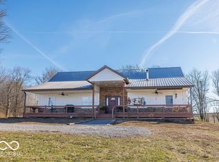 14154 Defore Rd, Coal City, IN 47427