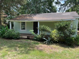 138 Johnson St, Barnesville, GA 30204