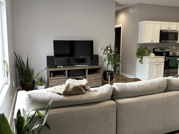 1438 N Azena St, Andover, KS 67002