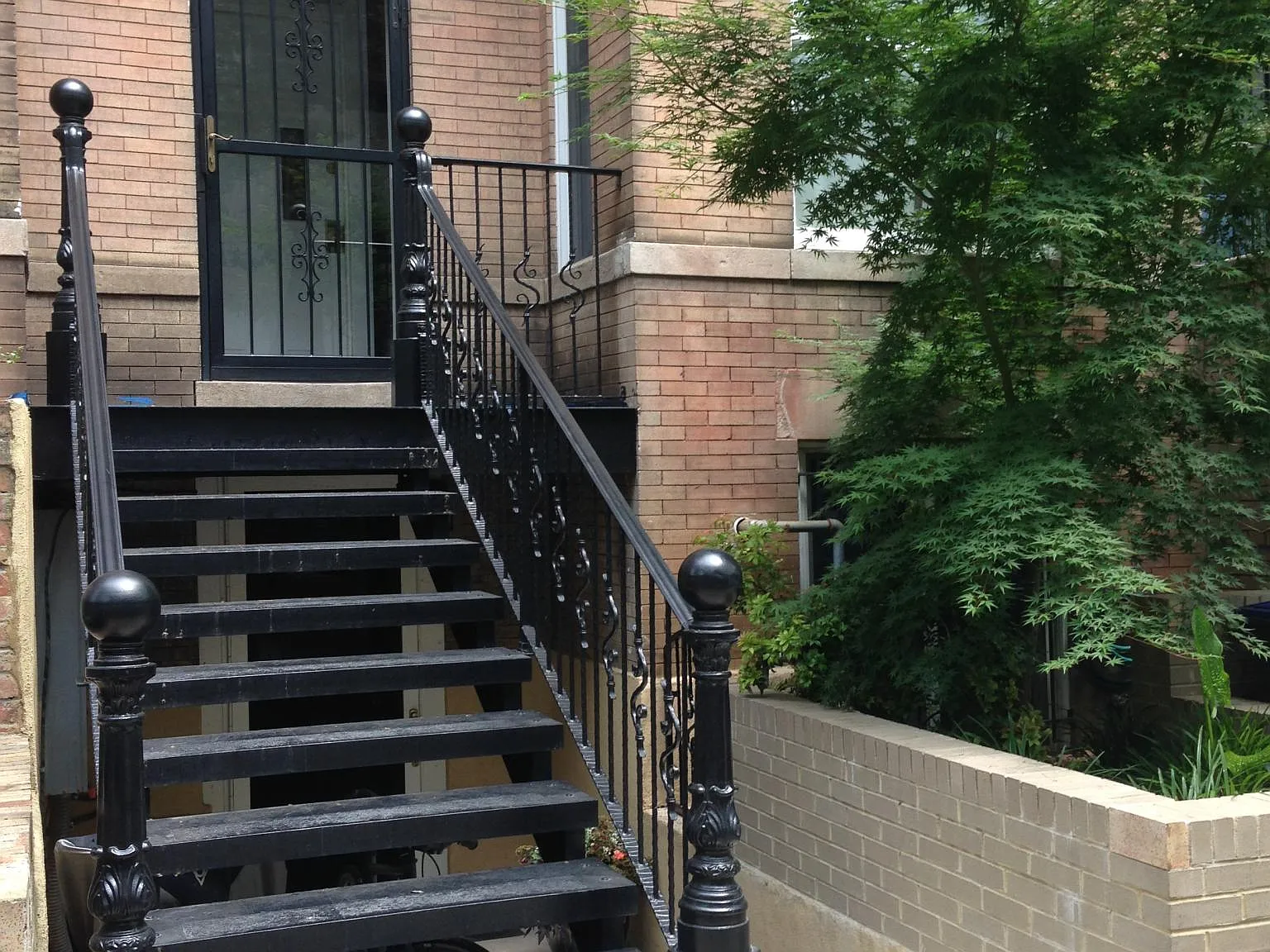 1723 Euclid St NW — Photo 2