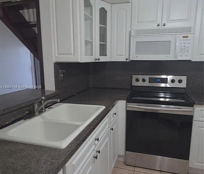 9437 Fontainebleau Blvd #202 — Photo 52