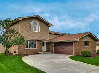 19604 116th Ave, Mokena, IL 60448