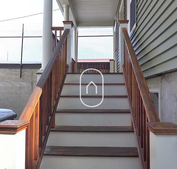 Hillside St — Photo 9