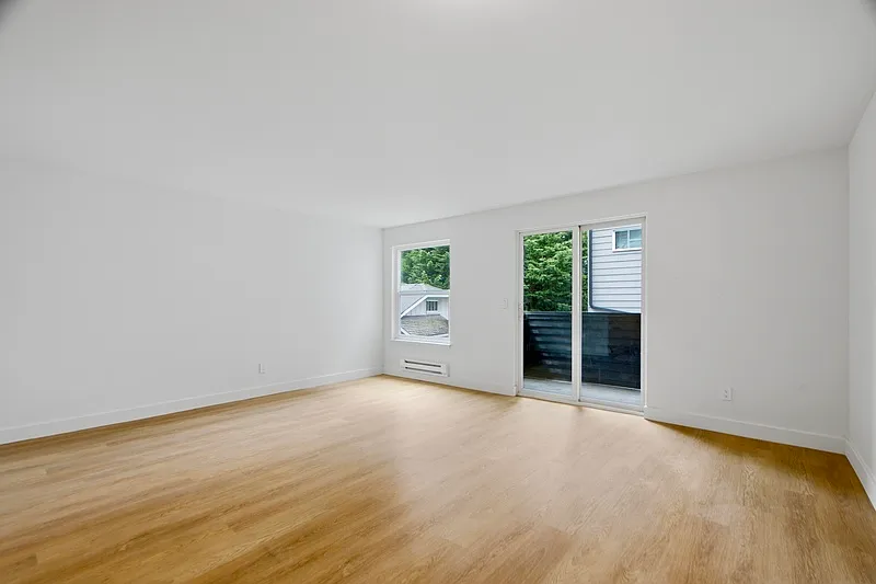 2 bed, 1.0 bath, 773 sqft, $1,850 — Photo 2