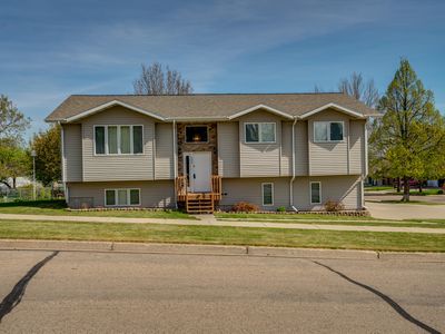 500 Division St NE, Mandan, ND, 58554