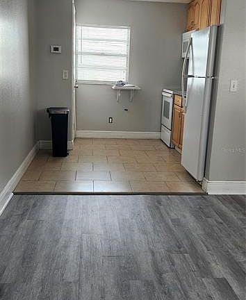 4th image of 205 W Amelia Ave APT A