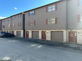 111 Stonegate Cir, Morgantown, WV 26505