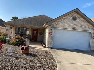711 Lake View Dr, Mission, TX 78572