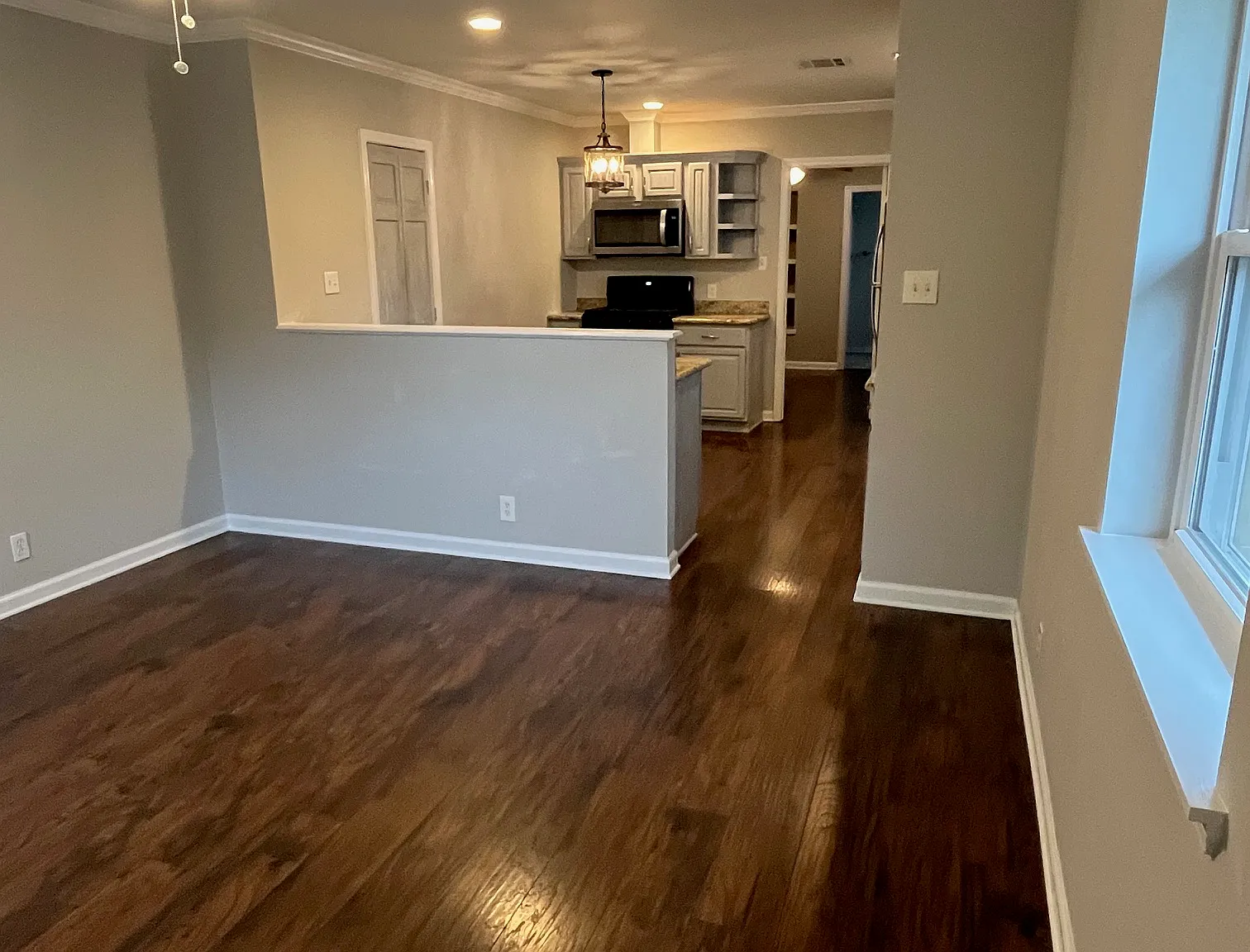 2 bed, 1125 sqft, $2,150 — Photo 3