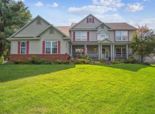 8946 Redstone Dr, Pinckney, MI