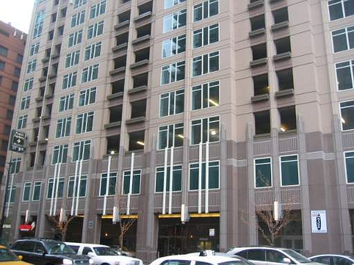 1st image of 33 W Ontario St #27I