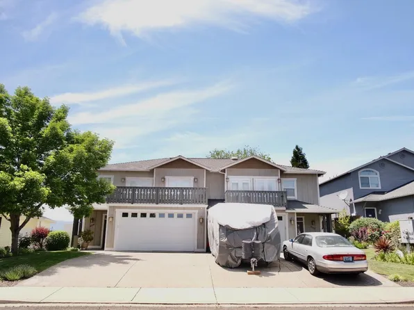 1512 Hartell St #1514, Medford, OR 97504