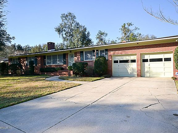 2 Car Garage